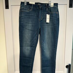 NWT Judy Blue indigo Adelene Mid Rise Girlfriend Jean